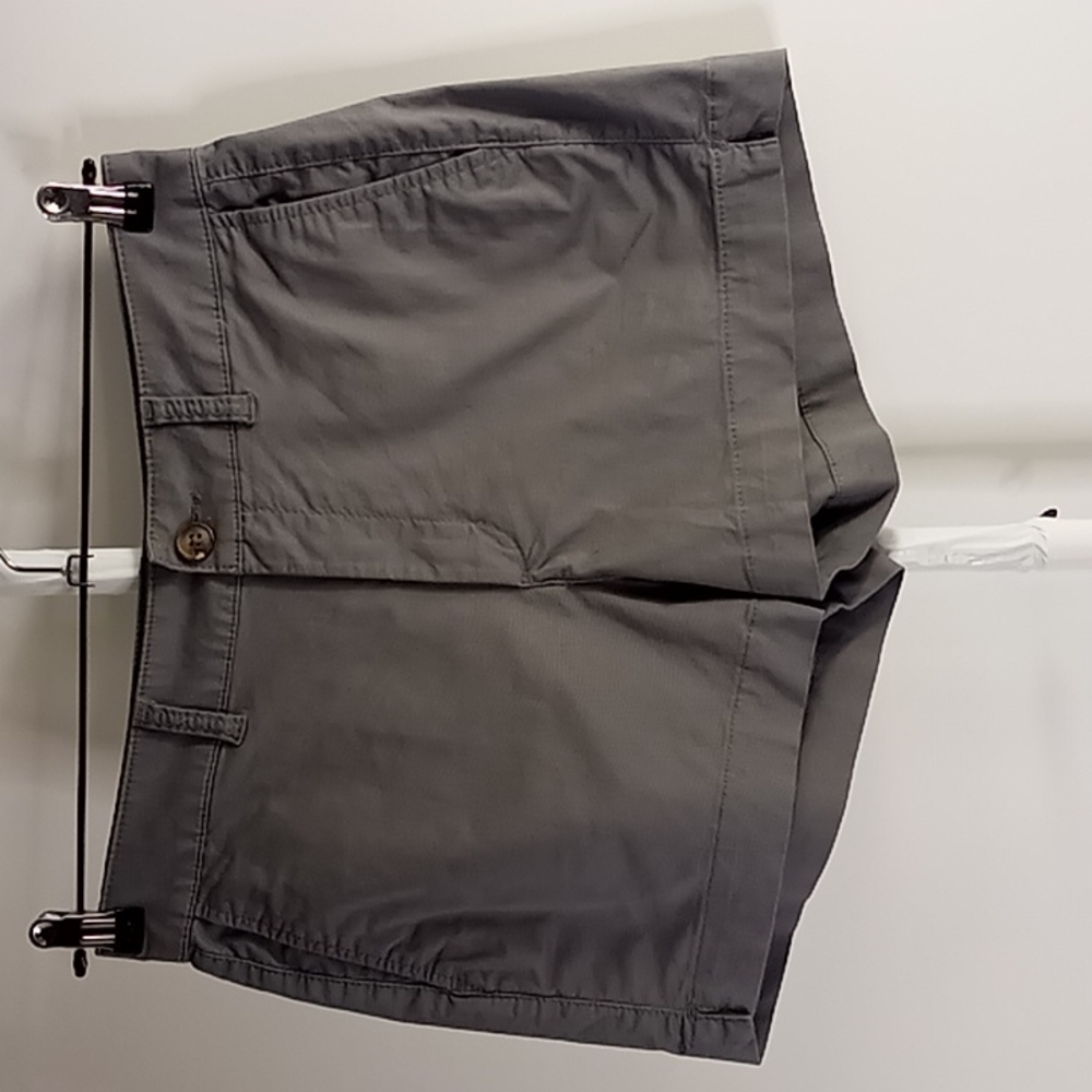 Old Navy Everyday Shorts High Rise Size 4 Gray